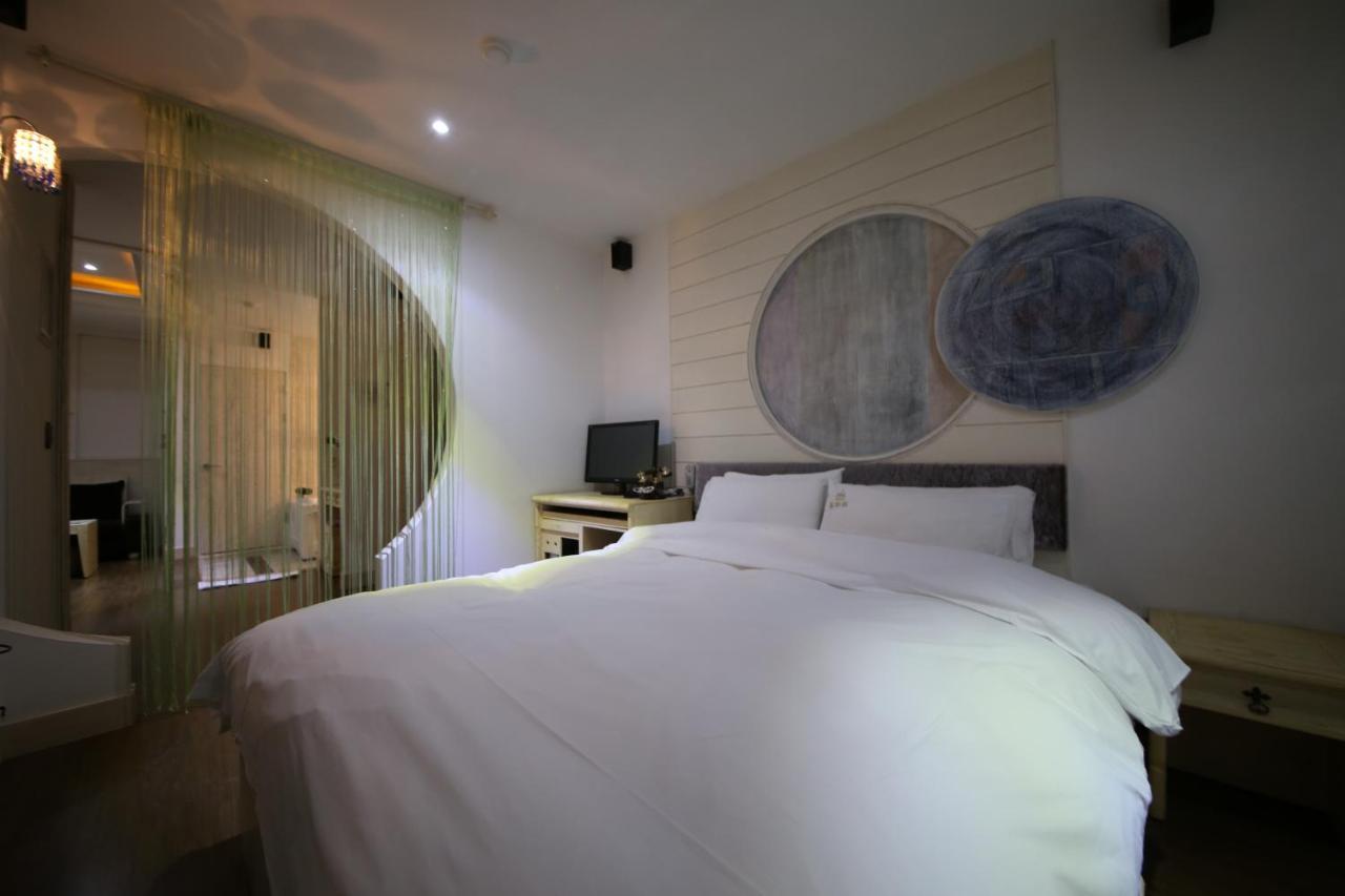 Dubai Hotel Daejeon Exterior photo